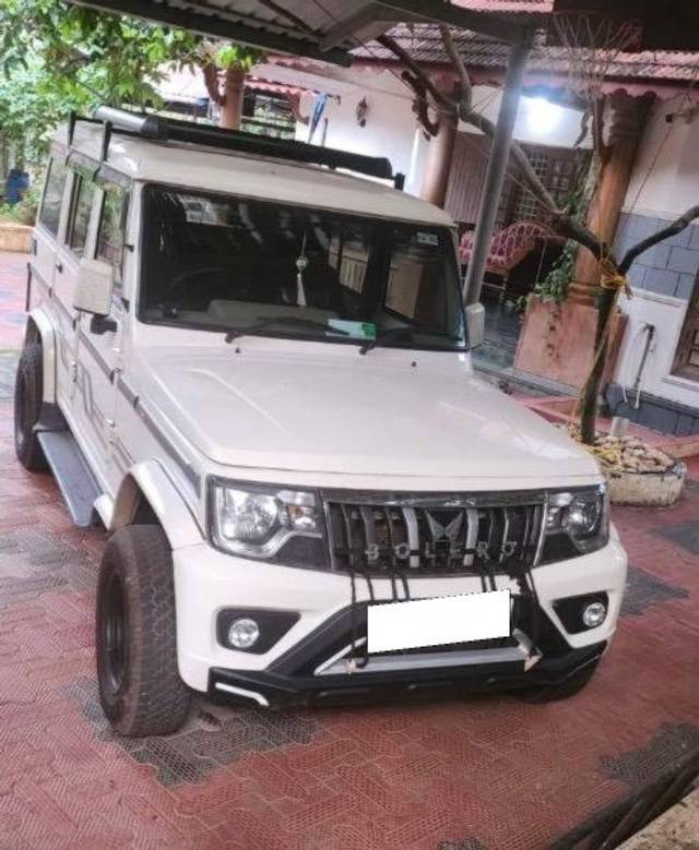 https://images10.gaadi.com/usedcar_image/4289603/original/processed_621075bc-853f-4e7b-b346-d86347e137d6.jpg?imwidth=6401