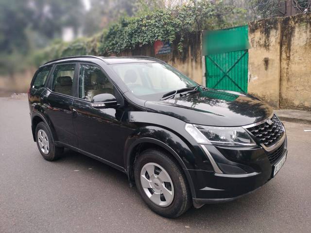 https://images10.gaadi.com/usedcar_image/4289748/original/processed_e751bc314537bc3ac4112f12d31a4140.jpg?imwidth=6400