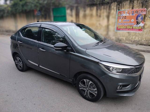 https://images10.gaadi.com/usedcar_image/4289819/original/processed_edd056b359fae2d8dd80350b7fed8378.jpg?imwidth=6400