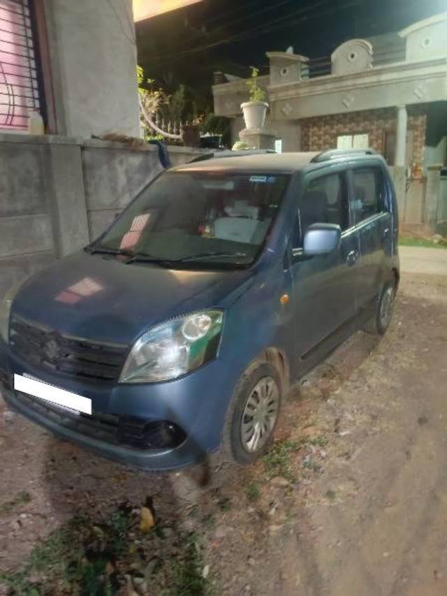 https://images10.gaadi.com/usedcar_image/4289952/original/processed_0464a121-a479-4c55-b8b6-6bb3b6693f1d.jpg?imwidth=6400