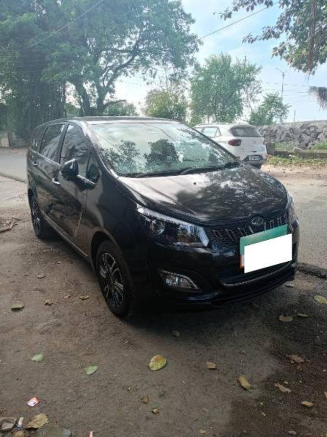 https://images10.gaadi.com/usedcar_image/4289981/original/processed_27012bda-2bb2-402b-bde5-e65c23143202.jpg?imwidth=6400