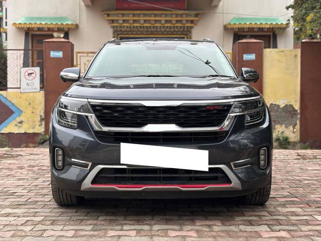 https://images10.gaadi.com/usedcar_image/4290088/original/processed_f4c00f371535912d884479f4ebb81b61.jpg?imwidth=6400