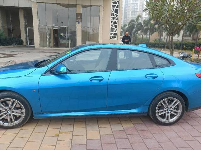 https://images10.gaadi.com/usedcar_image/4290127/original/processed_a273cfc7-c5d0-4293-9599-868dd8cac617.jpg?imwidth=6401