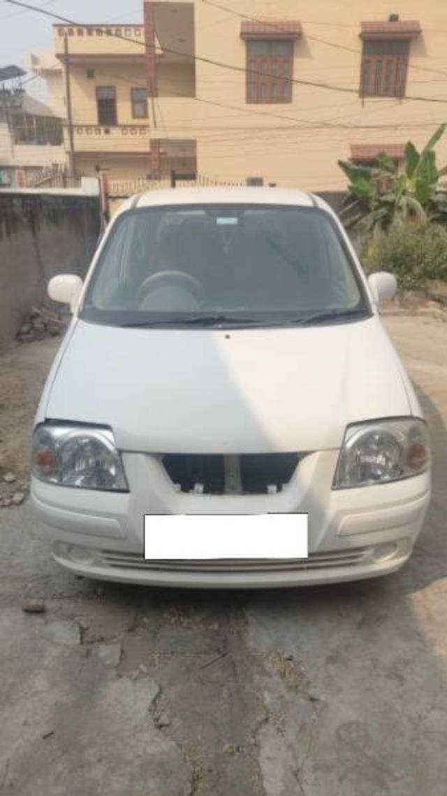 https://images10.gaadi.com/usedcar_image/4290183/original/processed_7e35bd51-5791-4f90-92fc-32c586e9997a.jpg?imwidth=6400