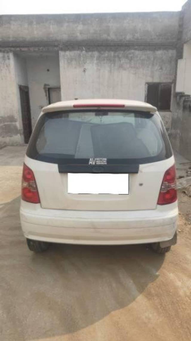 https://images10.gaadi.com/usedcar_image/4290183/original/processed_d6f2b8a6-0a2f-4aa3-b275-99a7ba59c956.jpg?imwidth=6401