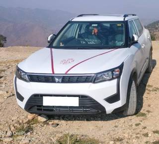 Mahindra XUV300 Mahindra XUV300 W4