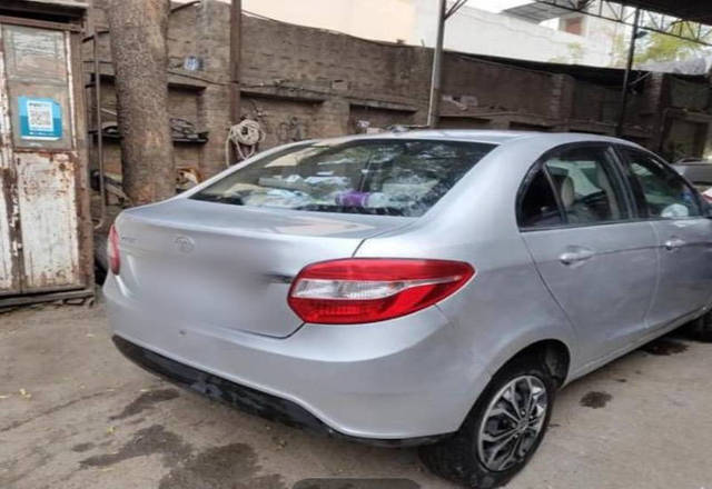 https://images10.gaadi.com/usedcar_image/4290216/original/ec6968756c66edf013a3b5ff993998ea.jpg?imwidth=6401