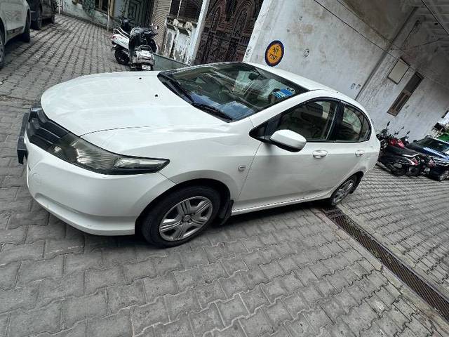 https://images10.gaadi.com/usedcar_image/4290220/original/7c00c4f4843d610241b8ee6b1b440979.jpeg?imwidth=6402