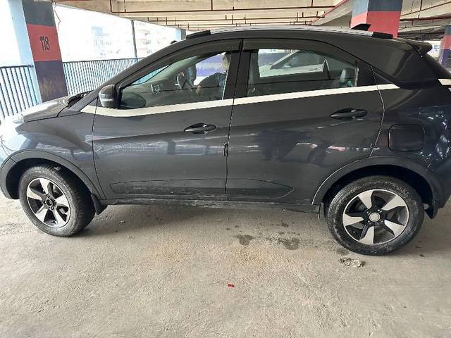 https://images10.gaadi.com/usedcar_image/4290221/original/9f69ad5d5f62af6b3dbc5b3cacd56221.jpg?imwidth=6402