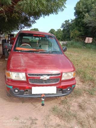 Chevrolet Tavera Neo Chevrolet Tavera LS B3 - 10 seats BSII