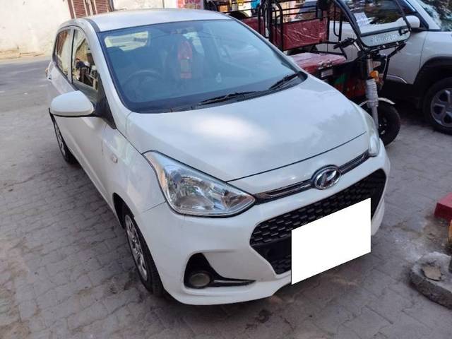 https://images10.gaadi.com/usedcar_image/4290284/original/processed_34a10a46-6e3b-40f5-b05d-36dda8b21535.jpg?imwidth=6400