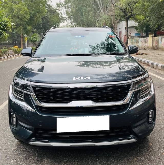 https://images10.gaadi.com/usedcar_image/4290394/original/processed_e86dac22ddeb90ed32578a04a14f1df1.jpg?imwidth=6400