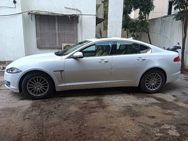 https://images10.gaadi.com/usedcar_image/4290417/original/64fa9f3ffa9da66003a1aed04570c5d3.jpg?imwidth=6402