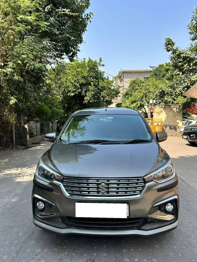 https://images10.gaadi.com/usedcar_image/4290515/original/processed_8a73965f5ac216437f50534a9f614367.jpg?imwidth=6400