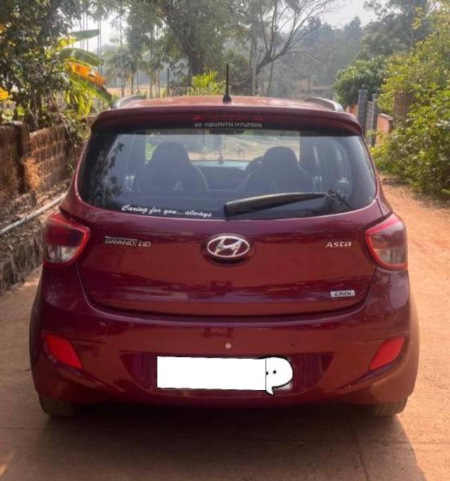 https://images10.gaadi.com/usedcar_image/4290523/original/processed_0a847212-6de0-4fc7-a768-088eb291ea40.jpg?imwidth=6402