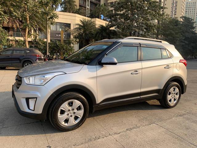 https://images10.gaadi.com/usedcar_image/4290651/original/processed_3c56ca00be02973c1325c46be33a7dd5.jpg?imwidth=6400