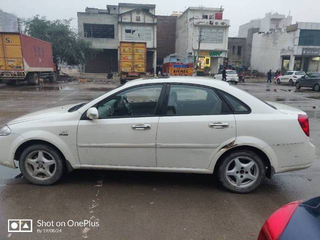 https://images10.gaadi.com/usedcar_image/4290662/original/43be504527bae7f6de42bc0085bb2425.jpg?imwidth=6402