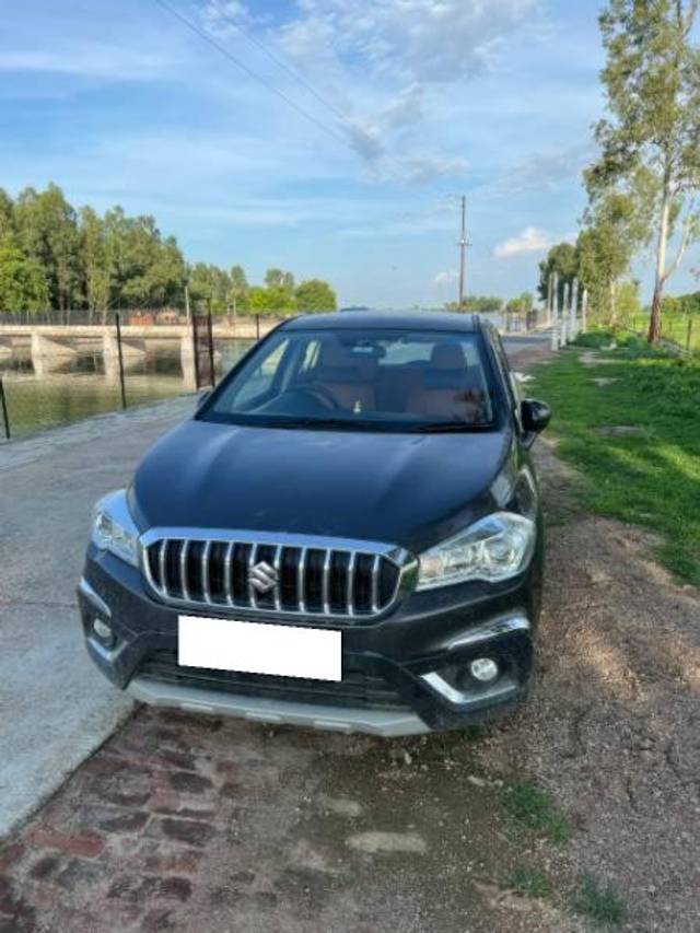 https://images10.gaadi.com/usedcar_image/4290791/original/processed_af24d604-de36-4d39-a682-96bf9a47a129.jpg?imwidth=6400