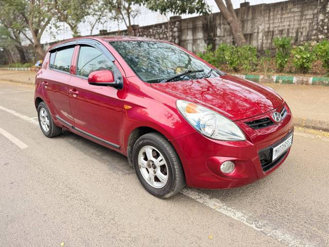 https://images10.gaadi.com/usedcar_image/4290816/original/processed_bcc3a830860746ca7e4d7ea4b0f9cba5.jpg?imwidth=6400