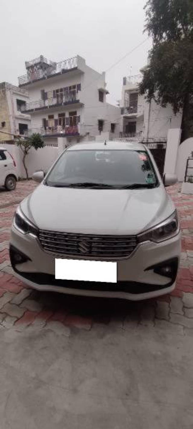 https://images10.gaadi.com/usedcar_image/4290891/original/processed_c4c82954-2d0d-468a-b0cc-b5fe79284804.jpeg?imwidth=6400