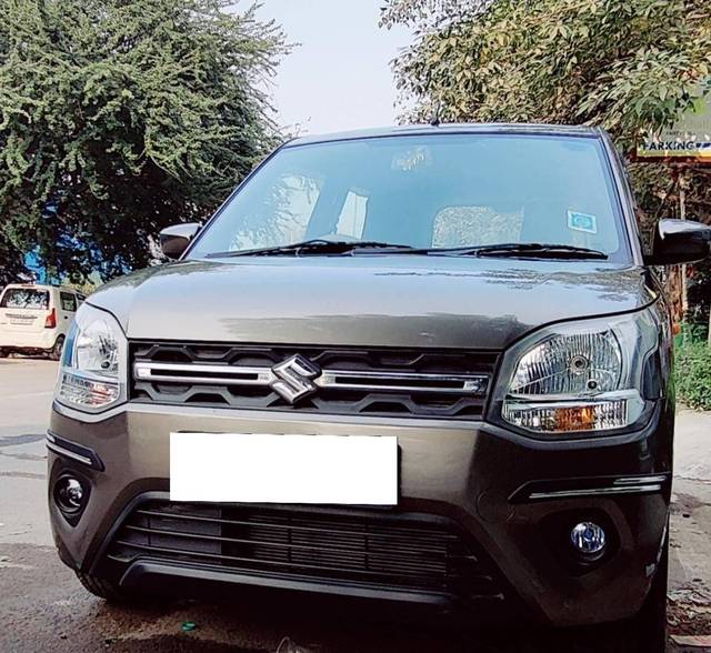 https://images10.gaadi.com/usedcar_image/4290937/original/processed_670f07870580b3752f21faf544165704.jpg?imwidth=6402