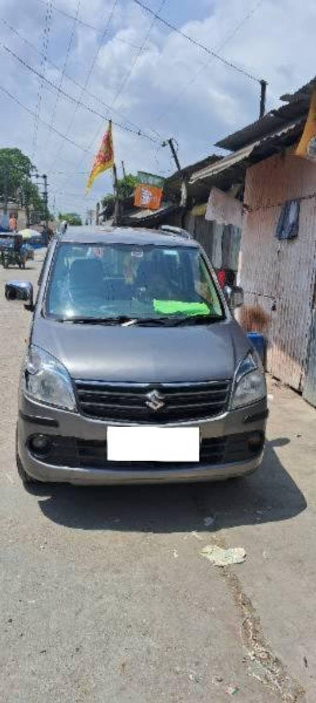 https://images10.gaadi.com/usedcar_image/4290949/original/processed_43577ece-bb94-4810-9e99-2e4947f30591.jpg?imwidth=6401