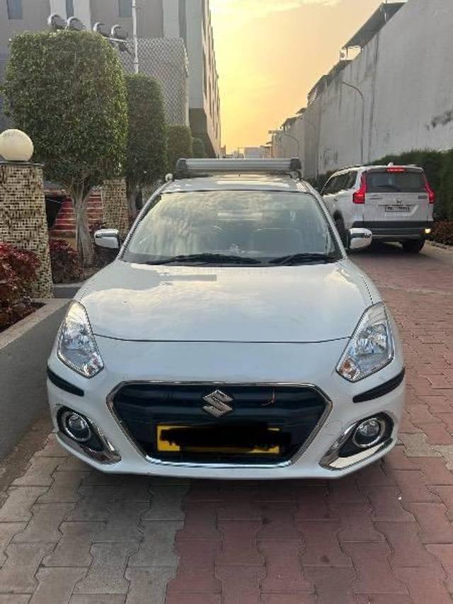 https://images10.gaadi.com/usedcar_image/4290969/original/processed_c66a5d2a-f5c0-4182-b1f8-d632f72cff5f.jpeg?imwidth=6401