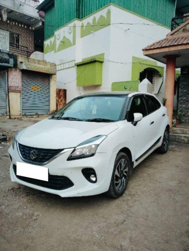 https://images10.gaadi.com/usedcar_image/4290981/original/processed_3cbf2234-1292-468e-8106-cbb7c61dbfa2.jpg?imwidth=6402