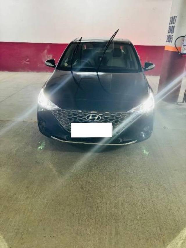 https://images10.gaadi.com/usedcar_image/4291008/original/processed_20a82bbd-1cf6-49bf-b5ef-fa33fa12b7bb.jpeg?imwidth=6400