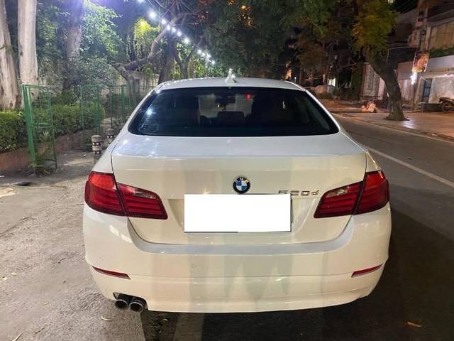 https://images10.gaadi.com/usedcar_image/4291166/original/processed_b34a2648-b21c-4419-9878-ad7857a3ffe7.jpg?imwidth=6402