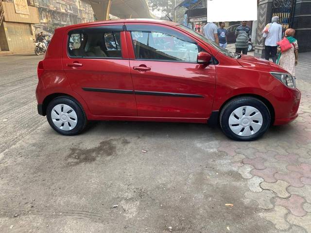 https://images10.gaadi.com/usedcar_image/4291195/original/processed_c332115cf2ce2c8913d70383ad541570.jpg?imwidth=6401