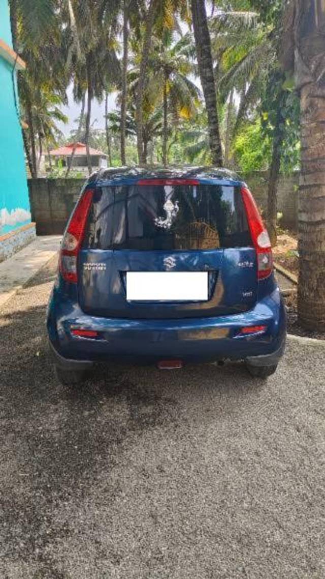 https://images10.gaadi.com/usedcar_image/4291344/original/processed_fb84b631-aaa5-46b3-9d4e-a3b7310fb5ab.jpg?imwidth=6400