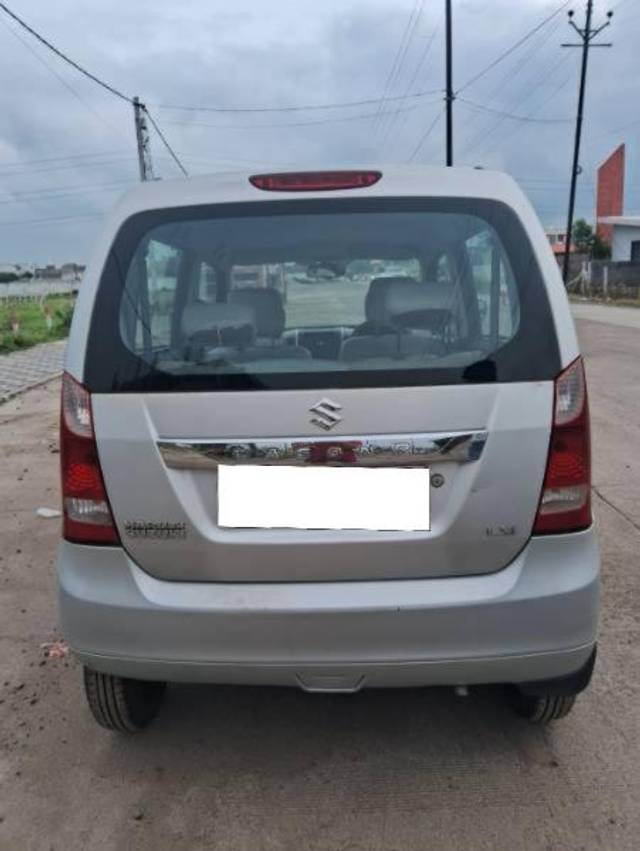 https://images10.gaadi.com/usedcar_image/4291359/original/processed_99b6b491-a6dc-4776-8aee-0a94e8f94821.jpg?imwidth=6402