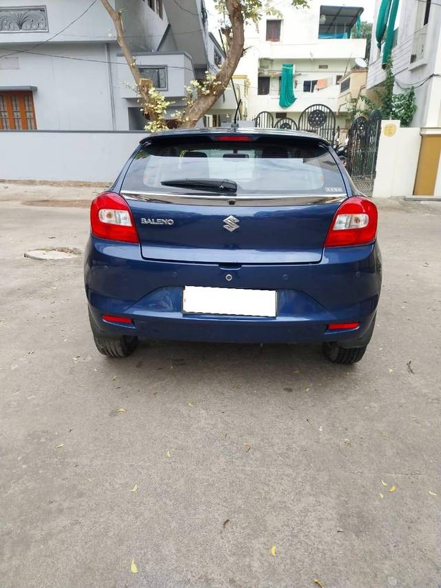 https://images10.gaadi.com/usedcar_image/4291518/original/processed_aa1d094501e9bff3ff420ef79e18e3de.jpg?imwidth=6401