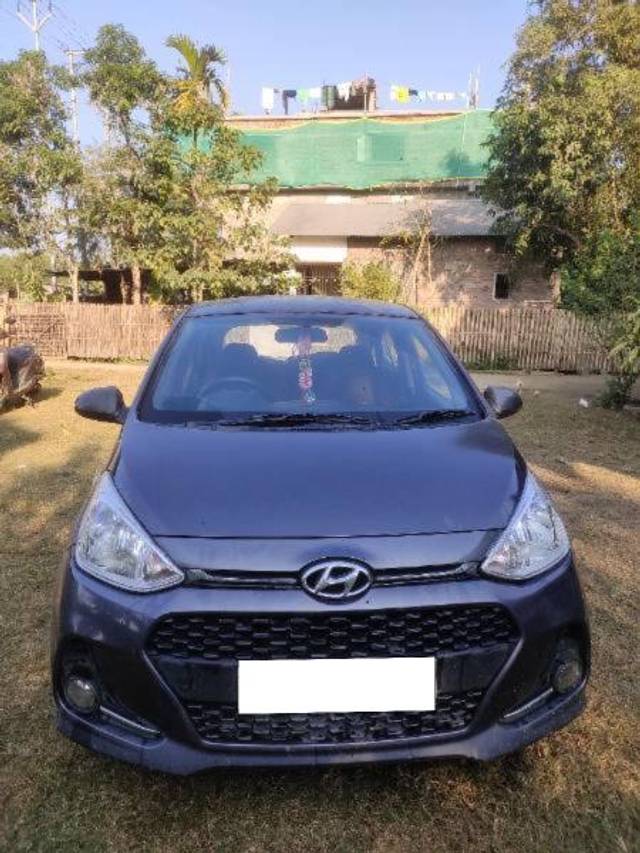 https://images10.gaadi.com/usedcar_image/4291542/original/processed_e9cf5d80-6b46-4d11-8bdf-c666a8703852.jpg?imwidth=6400