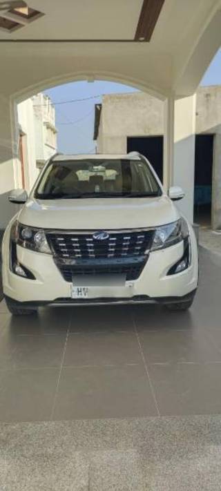 Mahindra XUV500 Mahindra XUV500 W11 Option BSIV