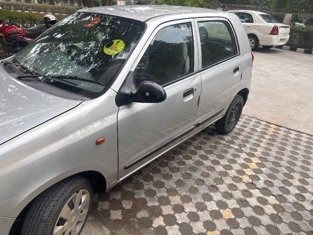 https://images10.gaadi.com/usedcar_image/4291626/original/b2e65d8a8ca1d7786139ced93200676e.jpg?imwidth=6401