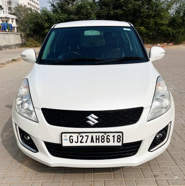 https://images10.gaadi.com/usedcar_image/4291650/original/87f8bbcb5e08babd73dac247e5b3f549.jpg?imwidth=6402