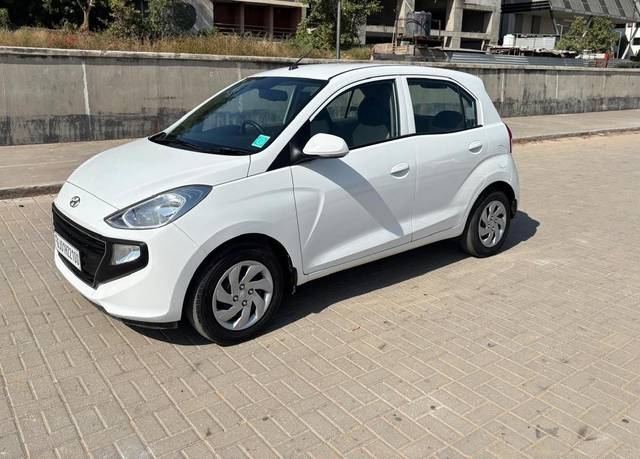 https://images10.gaadi.com/usedcar_image/4291670/original/processed_69f229122c4d609e7d69eb37de50d8cf.jpg?imwidth=6400