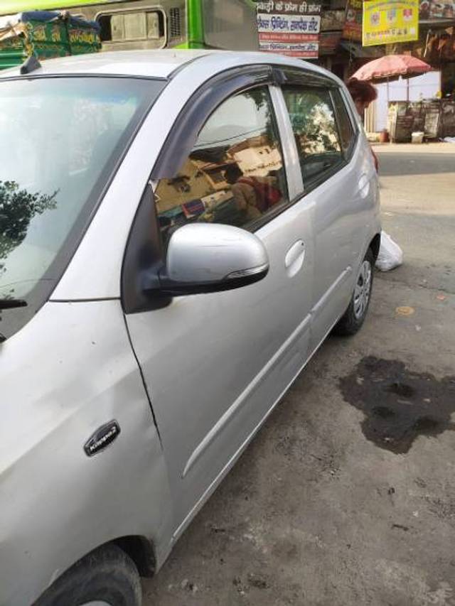 https://images10.gaadi.com/usedcar_image/4291672/original/95a3eff65577ae23e09ac5d6bcfb7ca1.jpeg?imwidth=6402