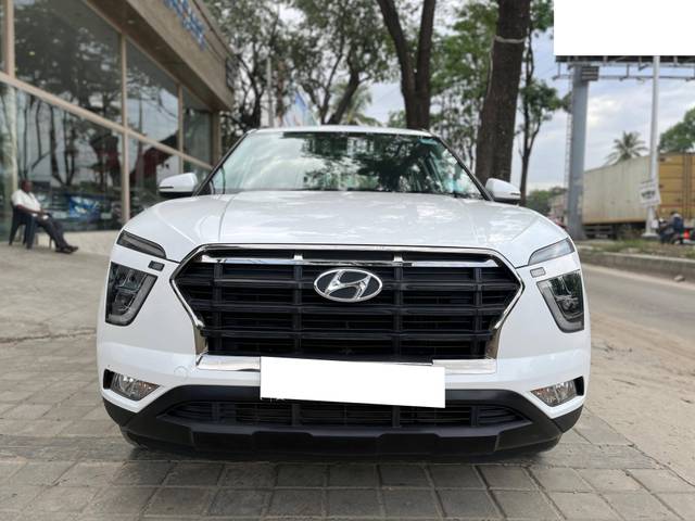 https://images10.gaadi.com/usedcar_image/4291724/original/processed_040fa3cb96e3351c95dfe29d0ccf2ff3.jpg?imwidth=6402