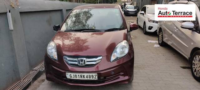 https://images10.gaadi.com/usedcar_image/4291814/original/a021feae02118615f50e856719ba2772.jpeg?imwidth=6400