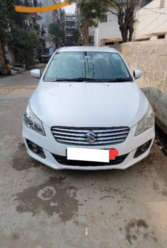 https://images10.gaadi.com/usedcar_image/4291856/original/processed_3ee3e514-185e-41c5-bae3-d0d14bdf54ac.jpg?imwidth=6402