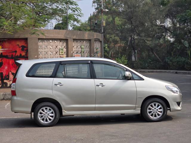 https://images10.gaadi.com/usedcar_image/4292002/original/44e3da31077e8151a69f8e2ad8d063fc.jpg?imwidth=6401