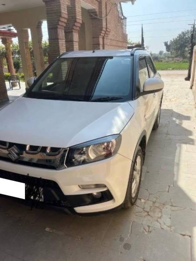 https://images10.gaadi.com/usedcar_image/4292041/original/processed_10258ee5-a90a-4f4d-8db6-4e1bcdb15e1e.jpeg?imwidth=6400