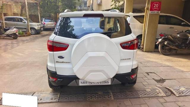 https://images10.gaadi.com/usedcar_image/4292046/original/processed_3fd82834-d807-424e-b600-62c3e0745909.jpg?imwidth=6402