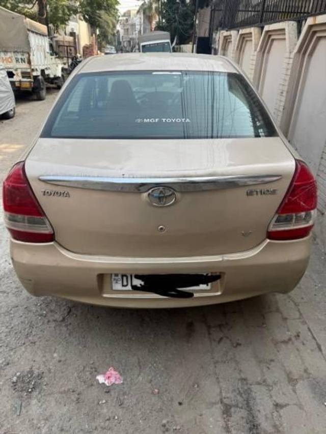 https://images10.gaadi.com/usedcar_image/4292128/original/processed_2bf1bd18-74dc-4ae5-9f81-6b6cfe25df11.jpg?imwidth=6401