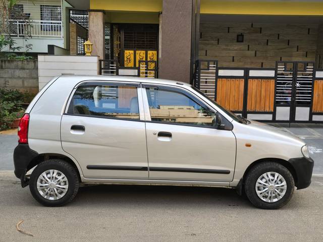 https://images10.gaadi.com/usedcar_image/4292146/original/4d57a041017d70d20033c7a9e84efbc0.jpg?imwidth=6401