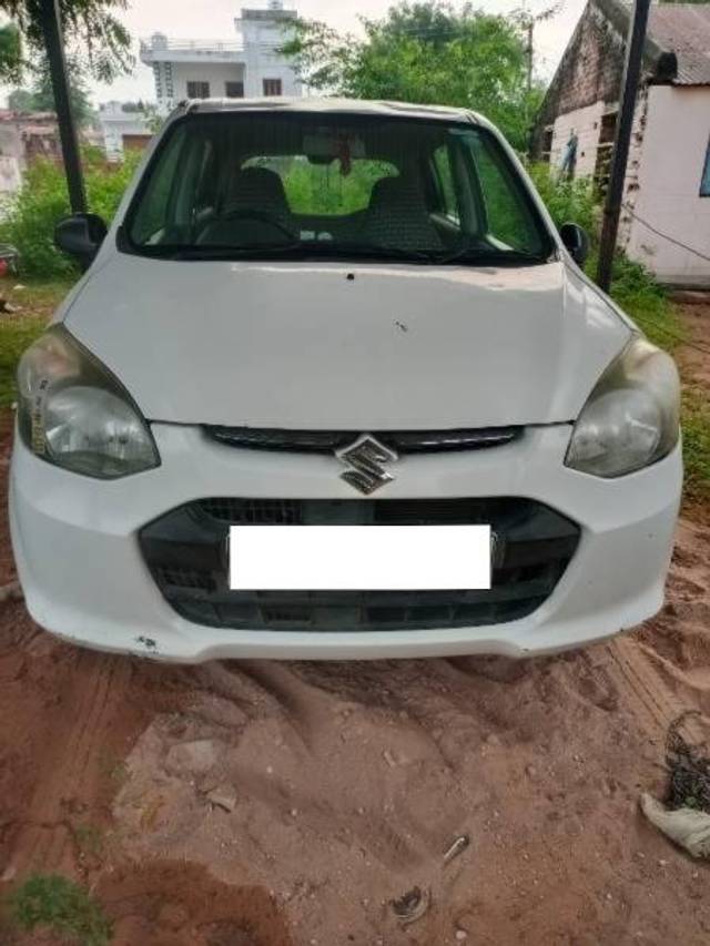 https://images10.gaadi.com/usedcar_image/4292158/original/processed_d4c4d1a3-b385-40bc-a0ee-58bfa38886f7.jpg?imwidth=6400