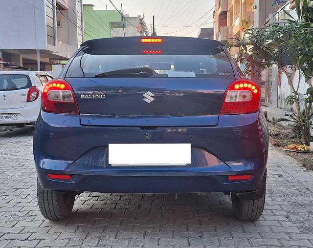 https://images10.gaadi.com/usedcar_image/4292187/original/processed_6e3e4e1fe0a58c9731ad3f4ae935f690.jpg?imwidth=6402